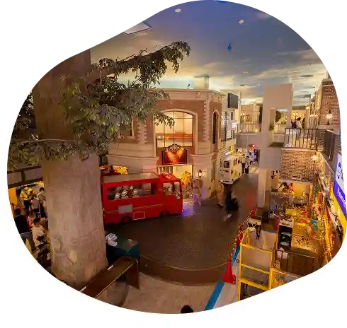 選べる仕事やサービスは約100種類！自分で選んで体験できる！