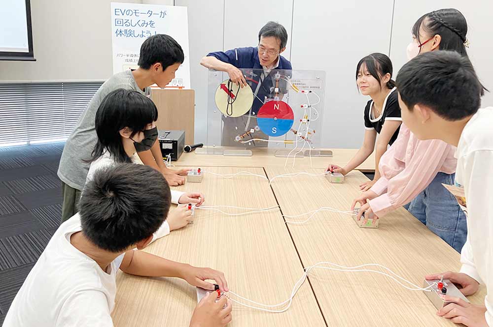 コスモポリタンキャンパス「福岡テクノロジー人材創生塾2024～未来を