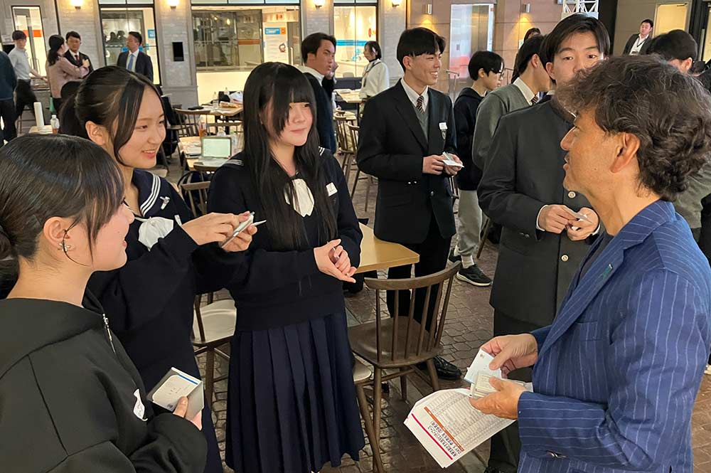 【アイデア発表】プレゼンと表しょう・修りょう式