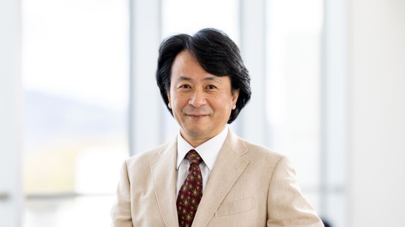 堂目 卓生氏画像